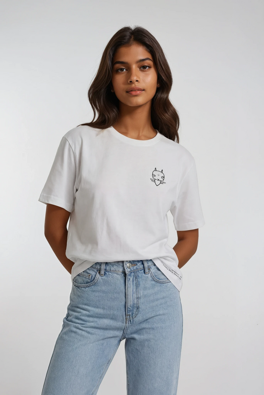 BW Crunky Bee by Charlie green | T-Shirt